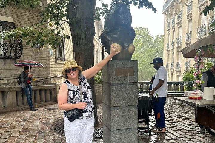 Montmartre Sacre Coeur Tour with Local guide — photo 3