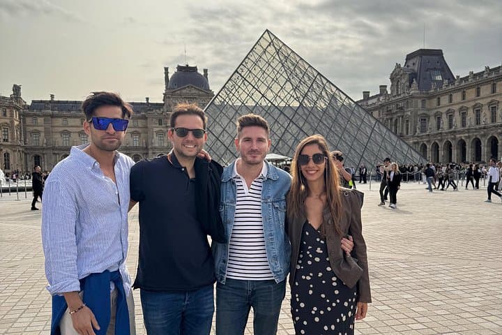 Private 4-hour city tour of Paris with driver and official guide — photo 6