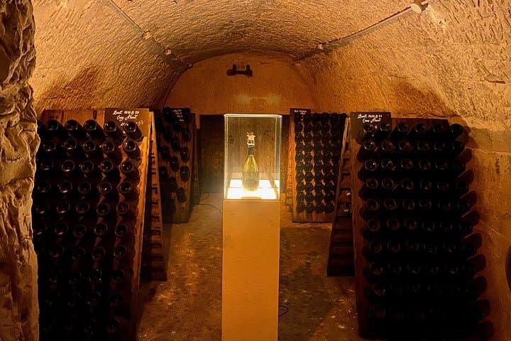 GRAND VINTAGE Taittinger Veuve Clicquot Cellars & Tastings trip — photo 8