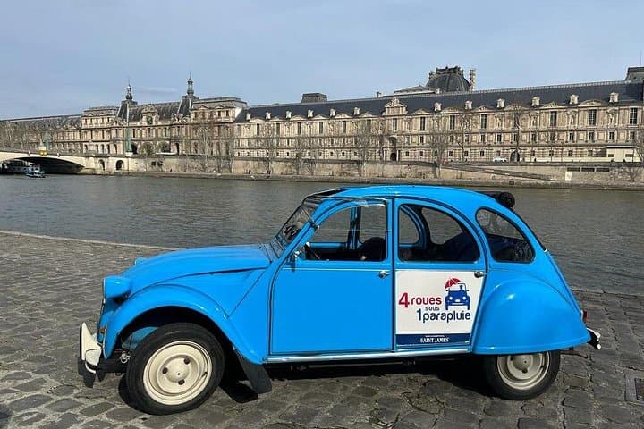 Private tour Paris 3 hours in vintage Citroën 2CV — photo 4