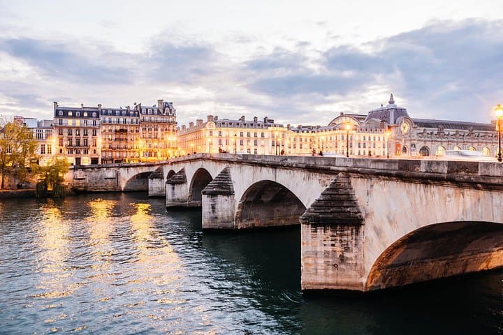 Private 4-hour City tour of Paris with Driver and Local Guide — photo 5