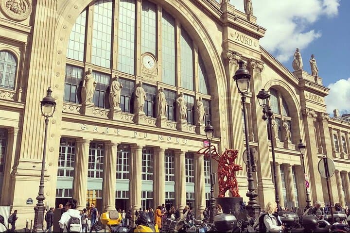 Private Transfer from Paris Train Stations to Hotels