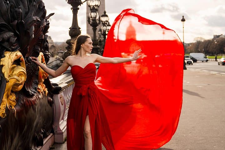 Paris: Professional Flying-Dress Photoshoot @jonadress — photo 9