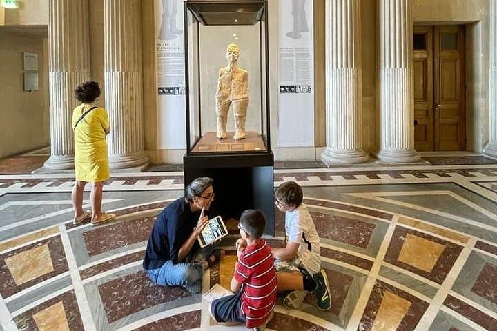 1h30 - Louvre Highlights optional 'families with kids' - Eng/Esp — photo 18