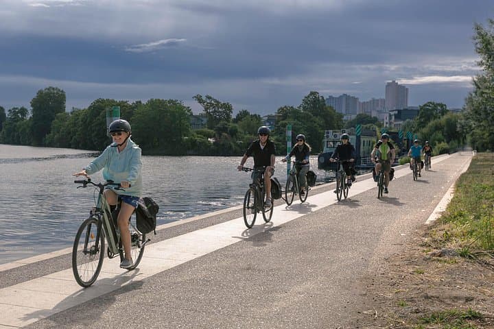 Nature electric bike ride from Paris to Versailles — photo 10