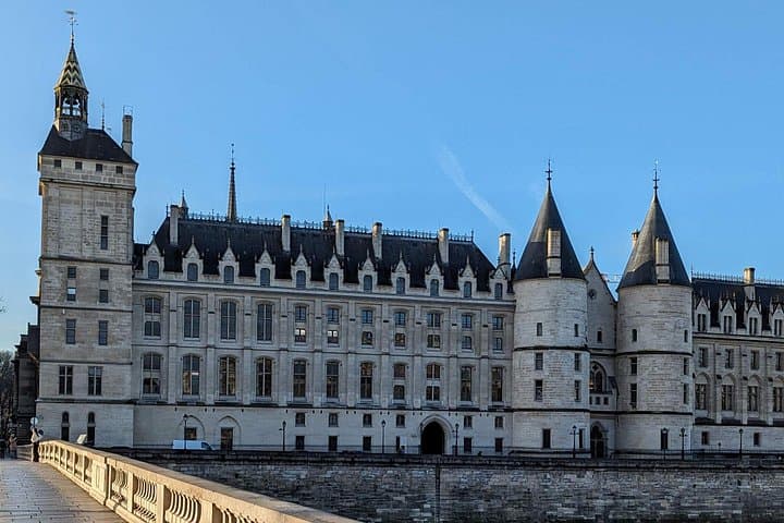 The French Revolution: Self Guided Audio Tour of Paris — photo 1