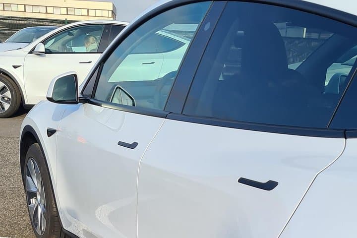 Private Airport Transfer Orly → Paris | Electric One-Way — photo 5