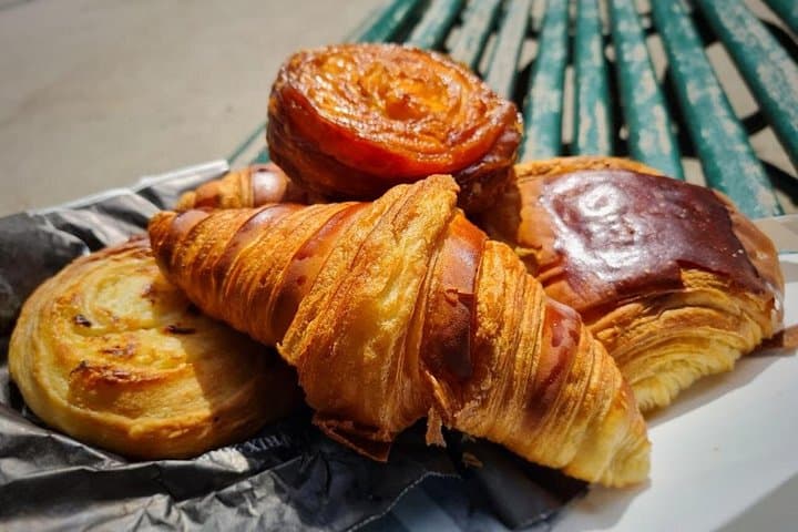 Sweet walking food tour in Paris with local guide — photo 8