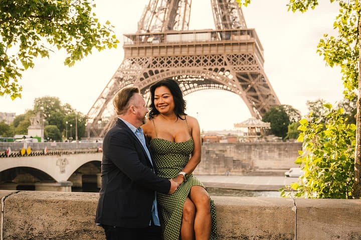 Professional Eiffel Tower Photo Tour with VOGUE Photographer — photo 1