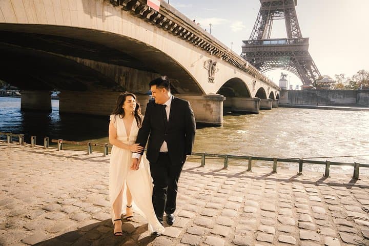 Professional Eiffel Tower Photo Tour with VOGUE Photographer — photo 5