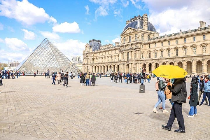 Historic Paris Walking Tour — photo 5