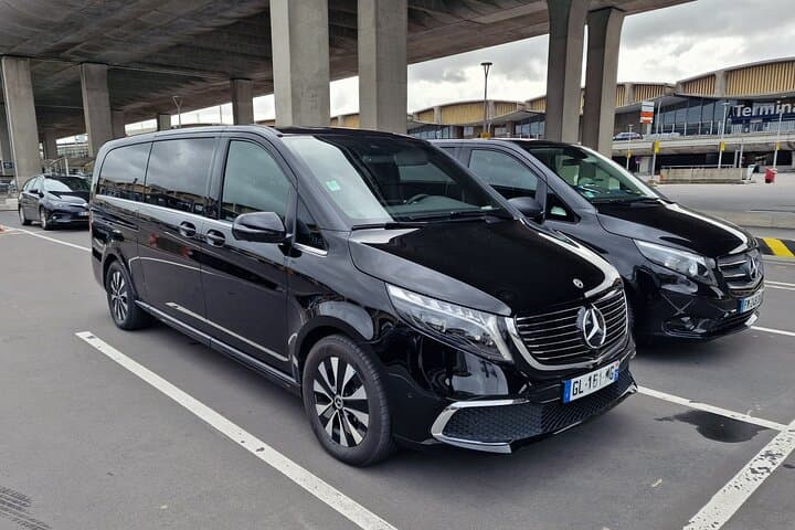 Private Transfer: Paris Airport CDG to Reims / Champagne by Van — photo 1