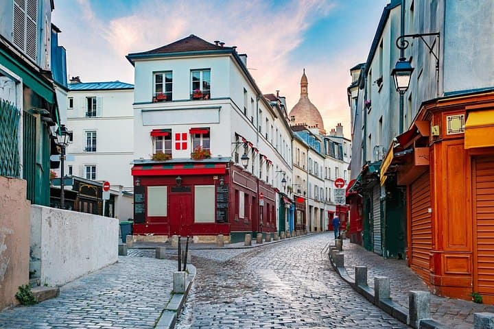 Historic Paris: Exclusive Private Tour with a Local — photo 2