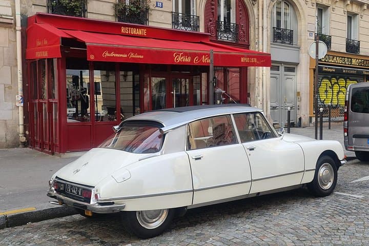 Vintage Car Paris Tour Citroën DS with open roof Paris City Tour — photo 18