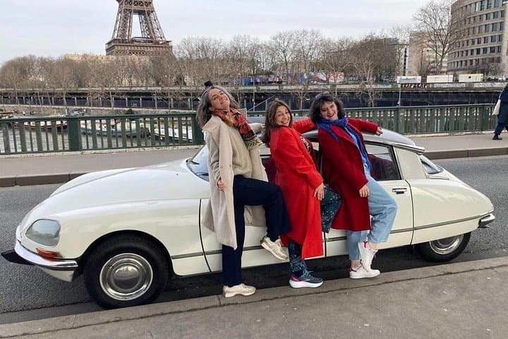 Vintage Car Paris Tour Citroën DS with open roof Paris City Tour — photo 17