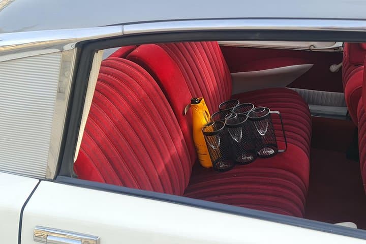 Vintage Car Paris Tour Citroën DS with open roof Paris City Tour — photo 19