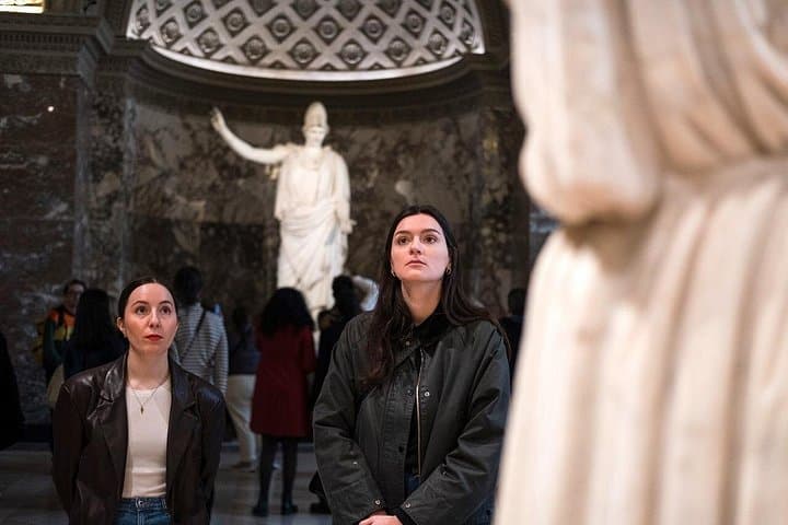Paris Louvre 6-people Tour with Pre-Reserved Tickets — photo 4