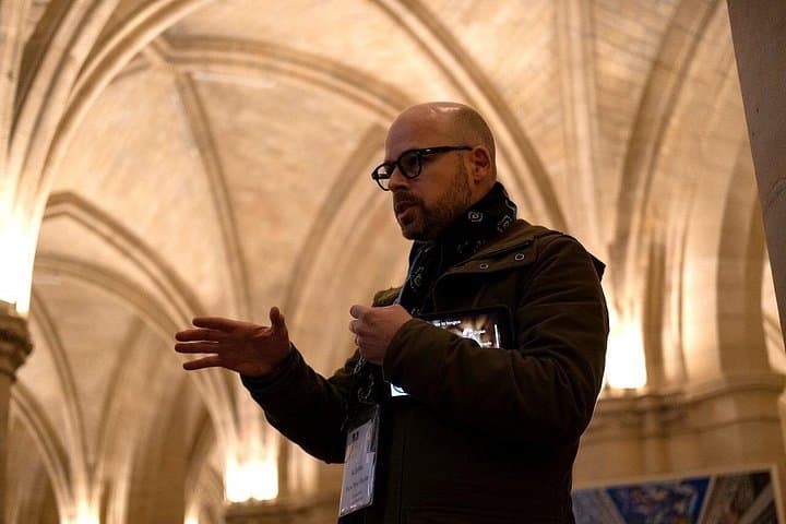 Sainte-Chapelle and Conciergerie Guided Tour with Ticket in Paris — photo 17