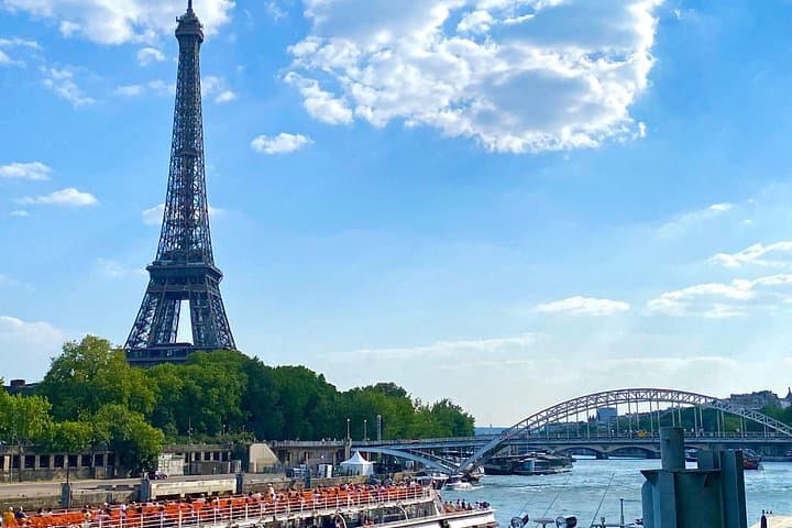 Small Group Eiffel Summit Tour By Lift — photo 4
