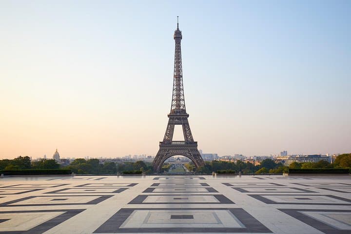 Eiffel Tower Access to Summit with Host — photo 2