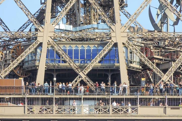 Eiffel Tower Elevator Tour with Interactive Guide+Optional Summit — photo 8