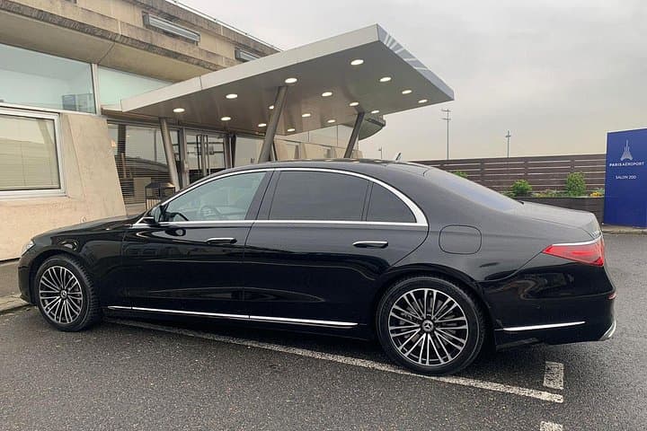 Private Chauffeured Transfer between CDG Airport and Paris — photo 4