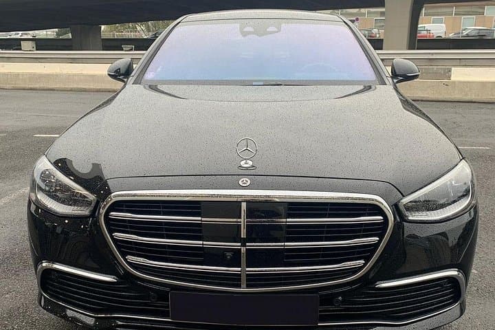 Private Chauffeured Transfer between CDG Airport and Paris — photo 2