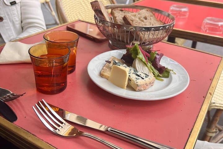Paris Off-the-Beaten-Path Food Tour in Belleville — photo 8