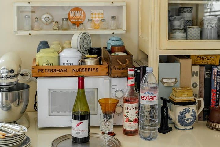 Soufflé Class & Brasserie Lunch with Champagne in Parisian Home — photo 4