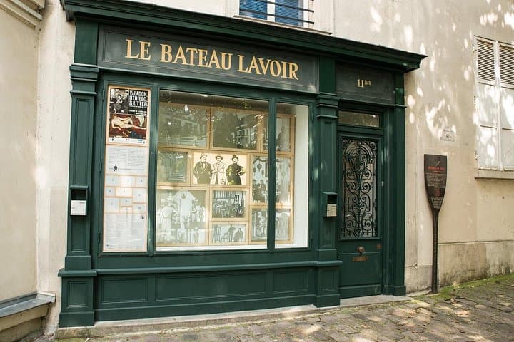 Montmartre Sacre Coeur Tour with Local guide — photo 4
