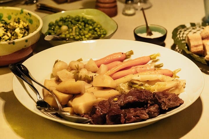 A Tasty 4-course Parisian Dinner in Montmartre — photo 12