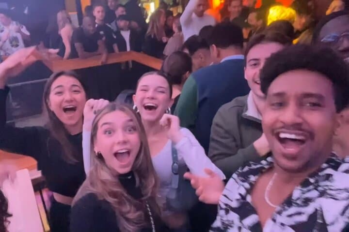 Paris International Pub Crawl with Free Shots & Fun Games — photo 3
