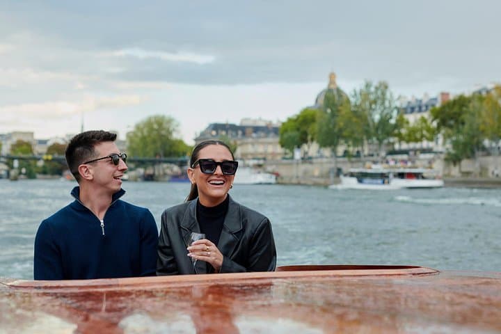 Private Photo Session in Paris with a Fashion Photographer — photo 18