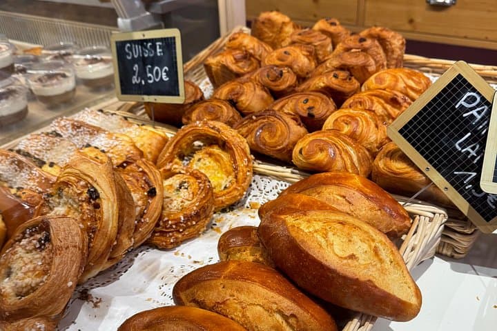 Montmartre Food Tour - Chocolate, Crepes, Pastries and More! — photo 14