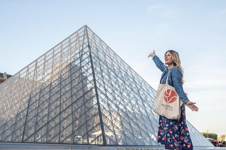LOUVRE PRIVATE TOUR: Reserved Acess tickets & Local expert guide — photo 3