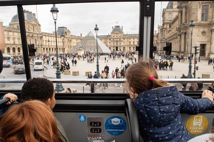 Paris Tootbus Kids Tour Sightseeing Live Guided Tour — photo 16