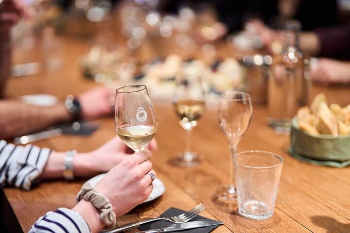 French Wine and Champagne Tasting in Paris — photo 2