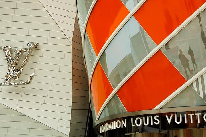 Louis Vuitton Foundation Exterior Walking Tour and Premium Entry — photo 11