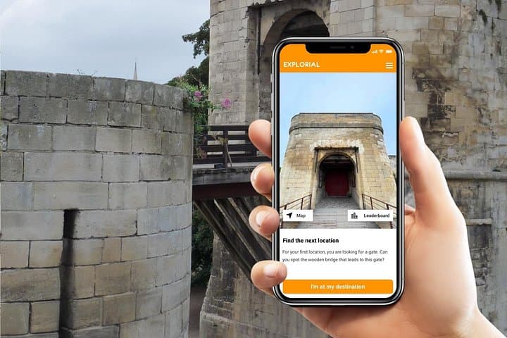 Caen Self-Guided City Walking Tour & Scavenger Hunt