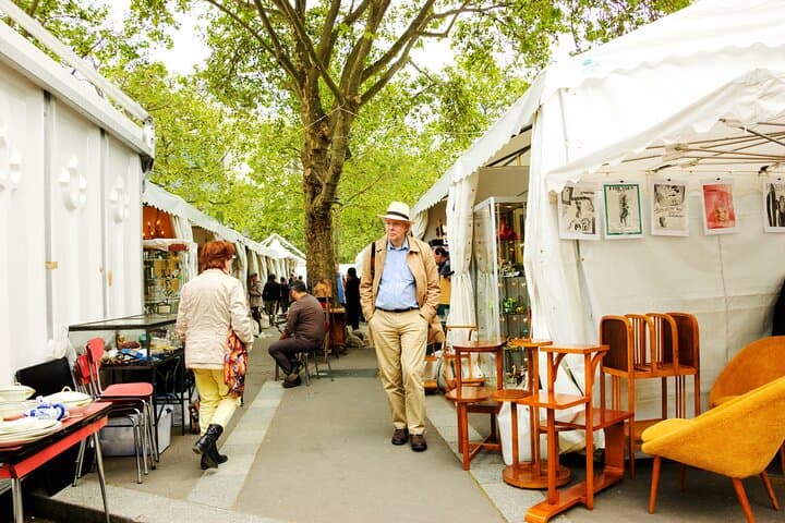 Paris: Saint Ouen Flea Market Guided Tour with Local Guide — photo 1