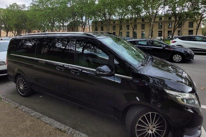 Private Transfer Paris from and to Airport (CDG, Orly, Beauvais) — photo 10