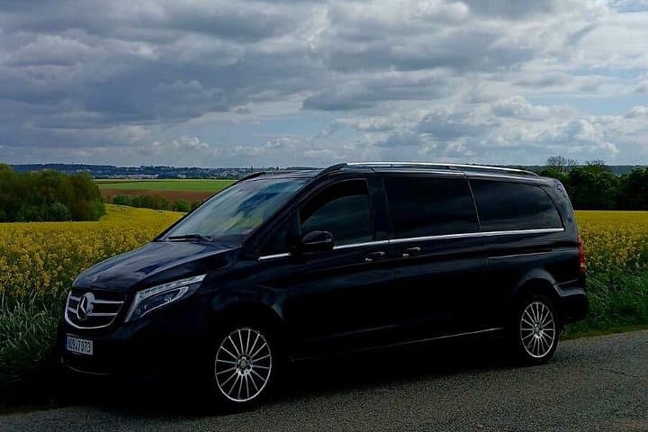 Private Transfer Paris from and to Airport (CDG, Orly, Beauvais) — photo 12