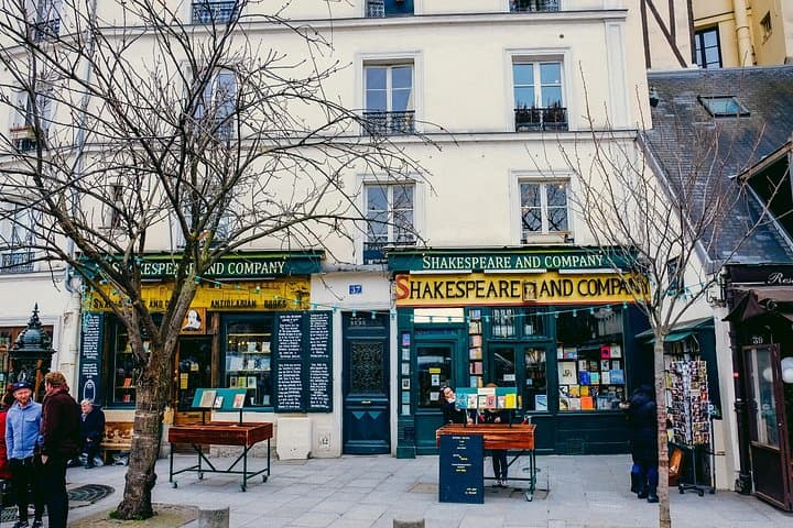 Paris City Highlights Private Guided Bike Tour with Photo Stops — photo 9