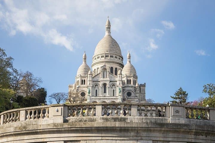 Cheese & Wine Tasting in Montmartre with a Local Cheesemonger — photo 8