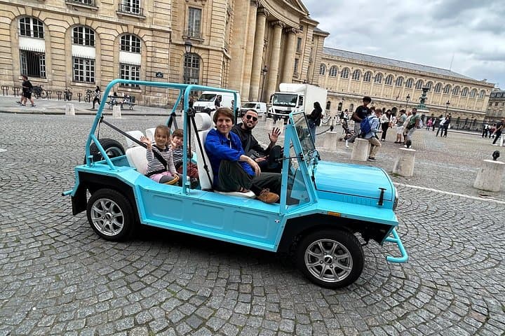 Private Paris Landmarks Tour by Golf Cart (pickup included) — photo 5