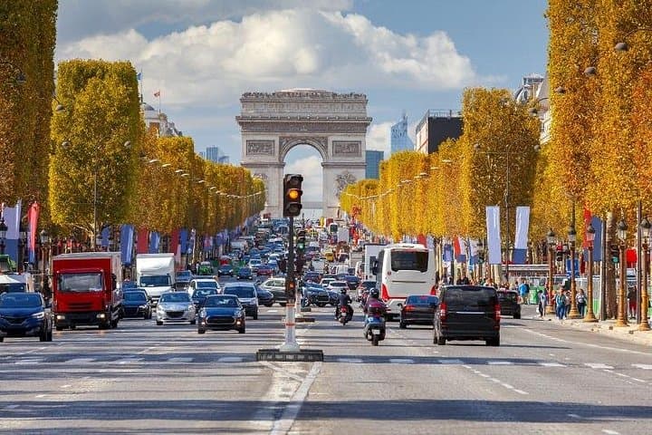 Paris CDG Airport Private Transfer to City Center — photo 3