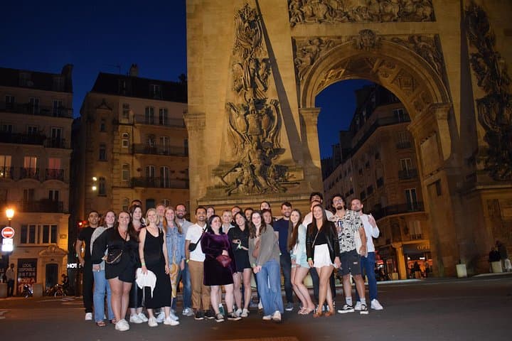 Paris: Social Pub Crawl – Come Alone, Leave With Friends — photo 7