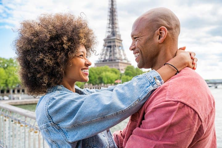 Paris: Eiffel Tower Photo Shoot — photo 12