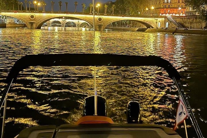 Private cruise on the Seine with Happy Cruise in Paris — photo 17