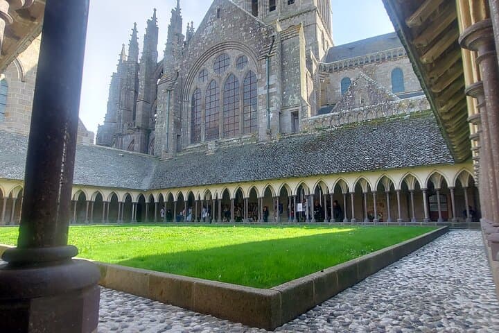 Small Group Day Trip to Mont Saint Michel with Luxury Van — photo 1